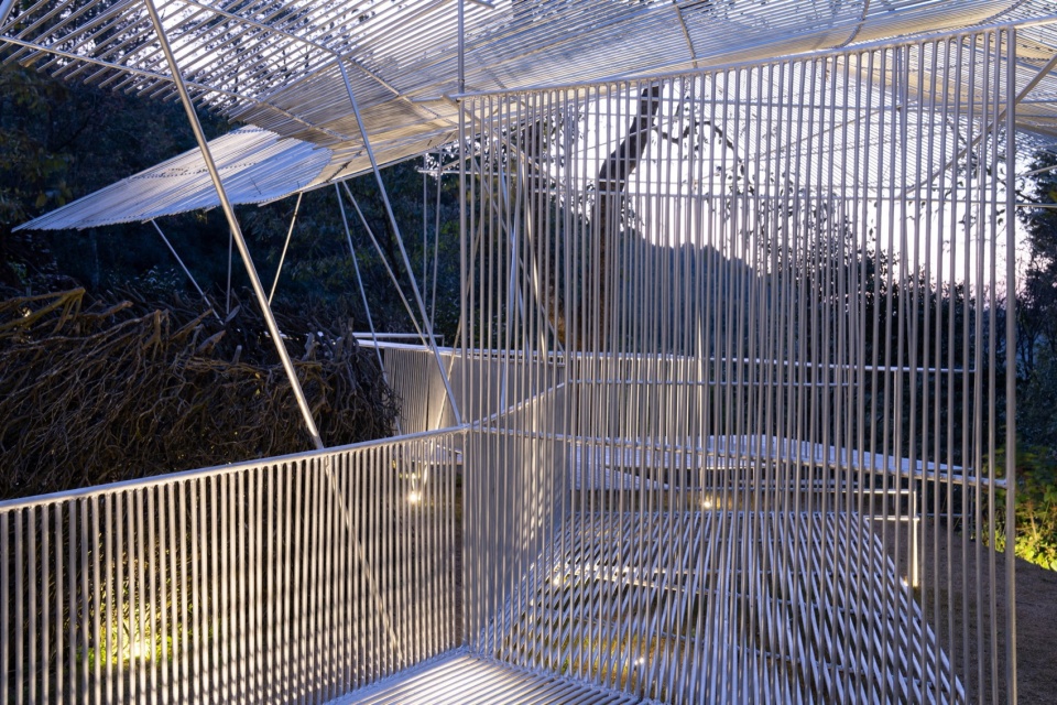 Dali Wuliang Mountain s Phoenix Feather Tea Pavilion by Kong Xiangwei Studio
