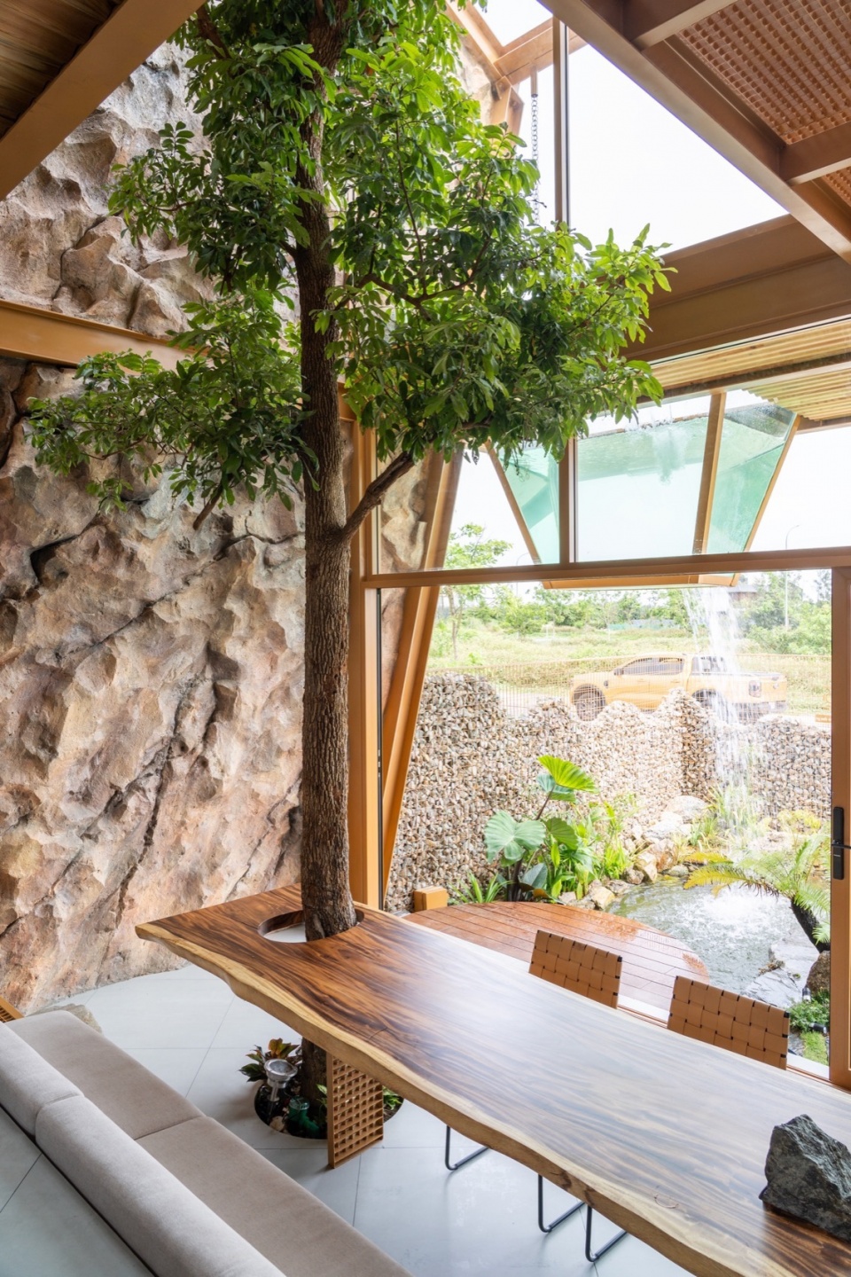 Ga o House by 85 Design