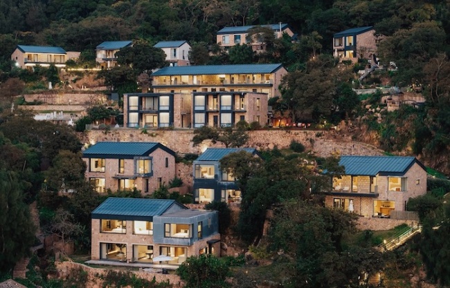 Dongtou Banhouse Hotel by FAX architects