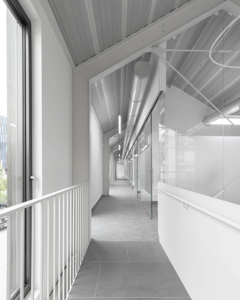 The Pisoni Dental Office by Studio Capitanio Architetti