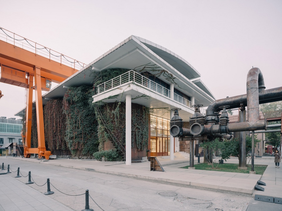 the future ruin aitashop by yatofu creatives