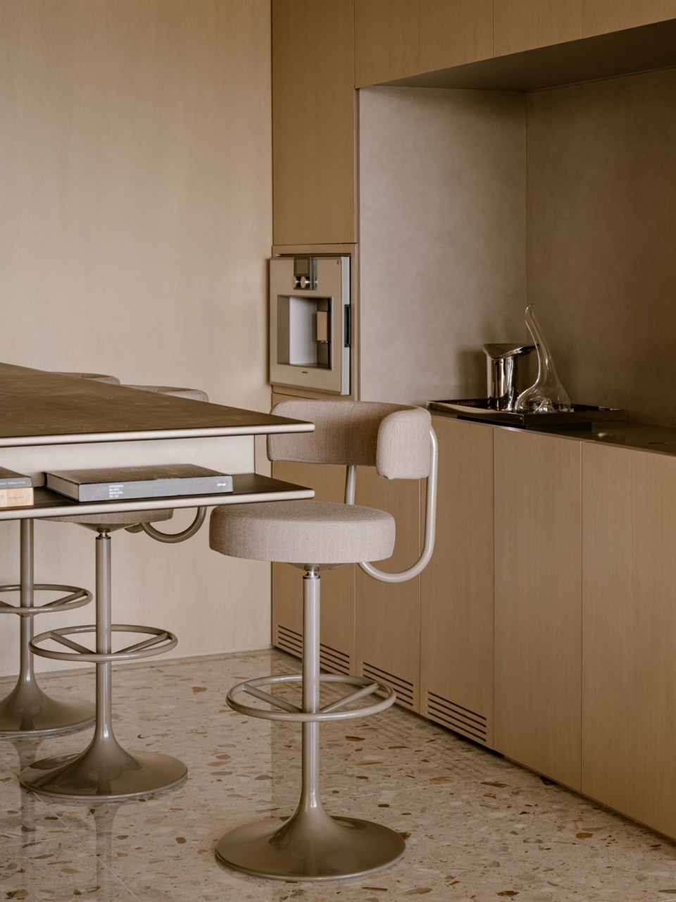 Sete Apartment by Studio Arthur Casas