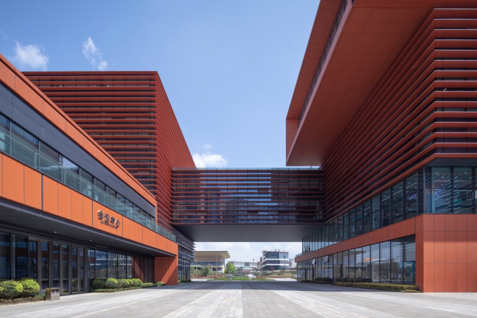 Chengdu Financial Innovation Center Project Phase I by CDADRI ATELIERS 234 France