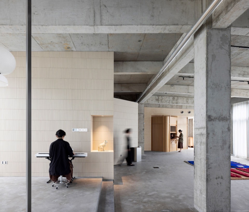 HOUSE OF DAYOU by NonApplicable X FRAME Dayou Geng