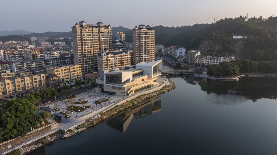 jiangxi shangyou urban art innovation center by dimu design