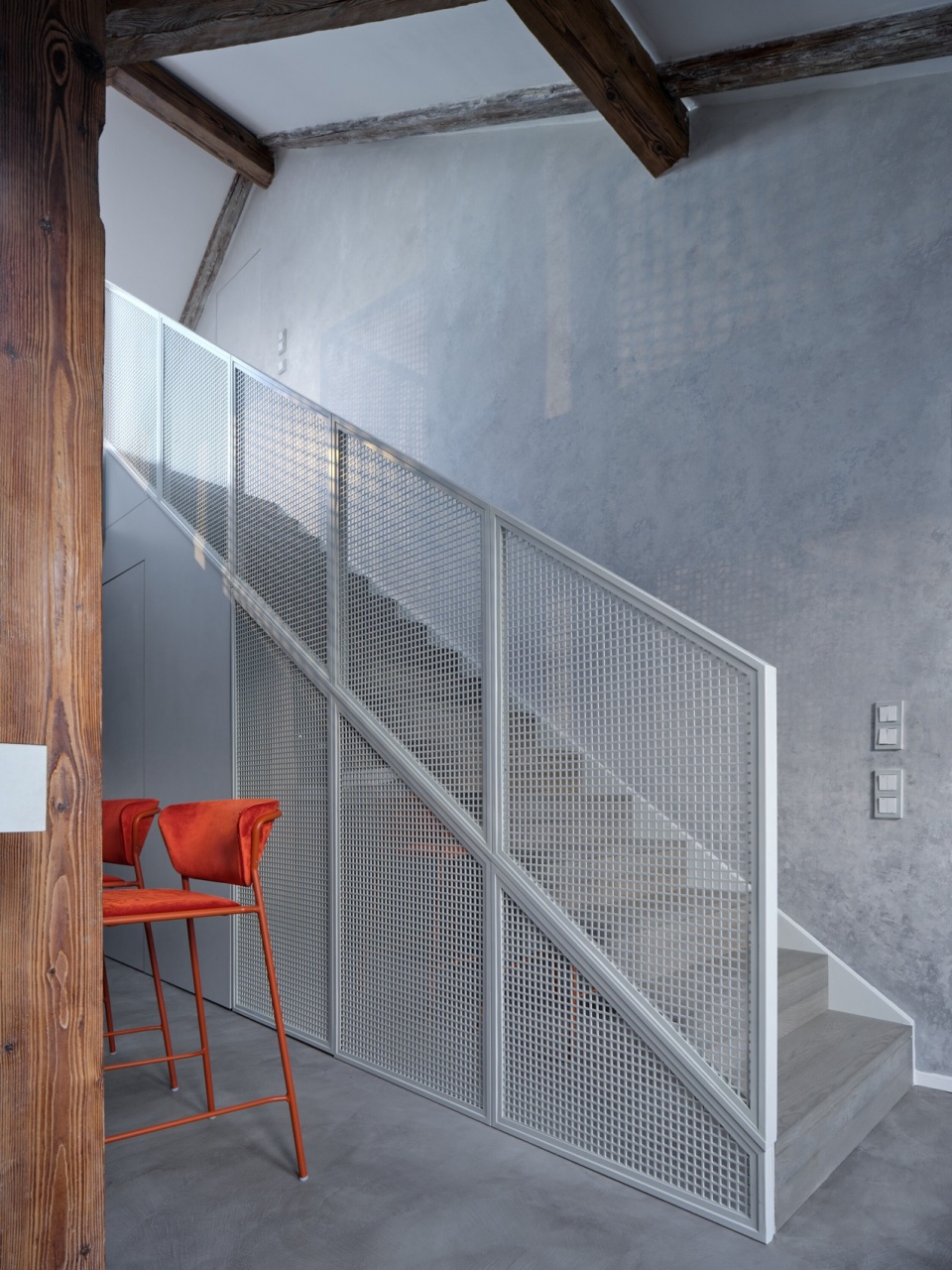 Arbes Square Apartment by Formafatal