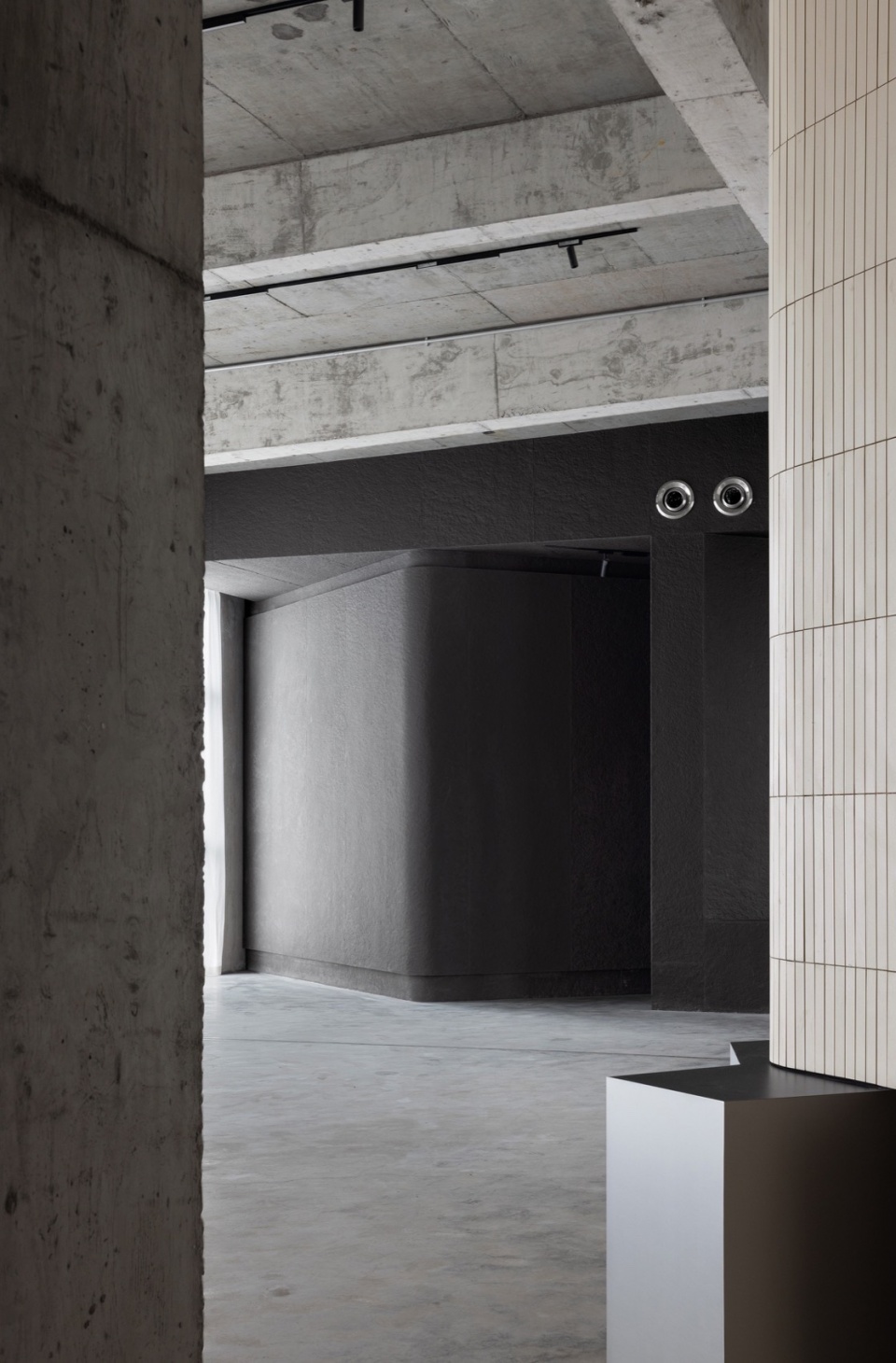 HOUSE OF DAYOU by NonApplicable X FRAME Dayou Geng