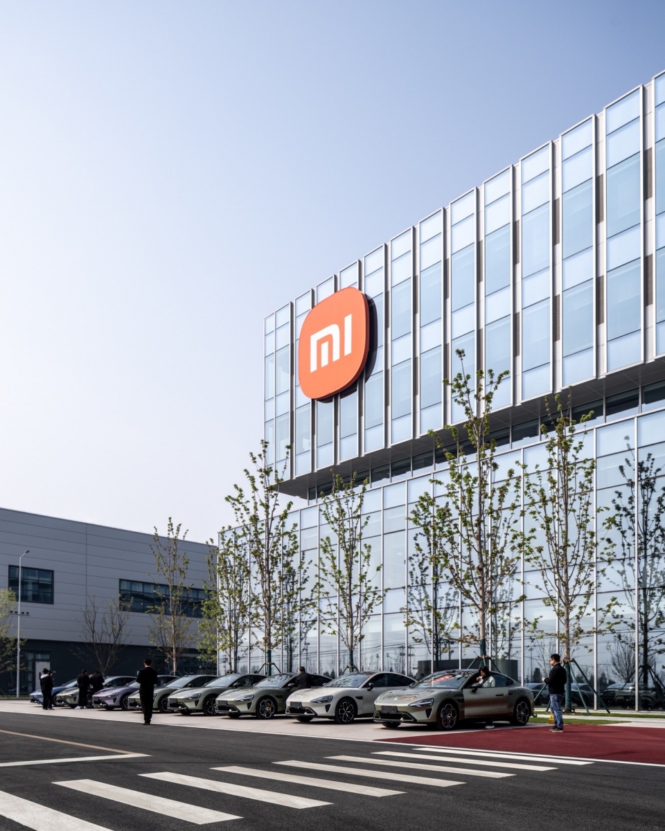 Xiaomi Auto Super Factory by weico architects