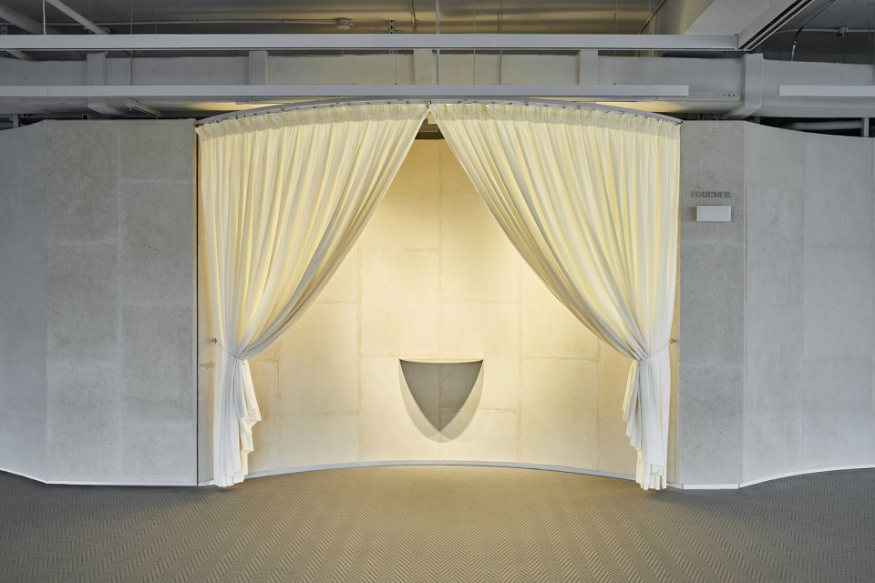 fourher fashion studio by bridge lab
