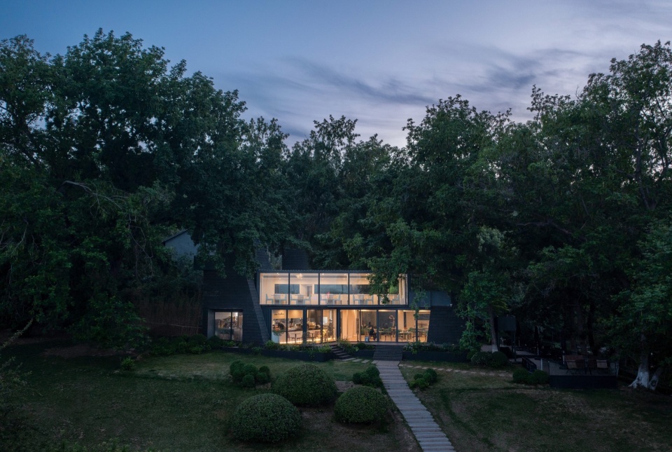 yushan park lim cafe renovation by parallec