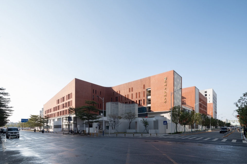 Shenzhen Fuhai Middle School