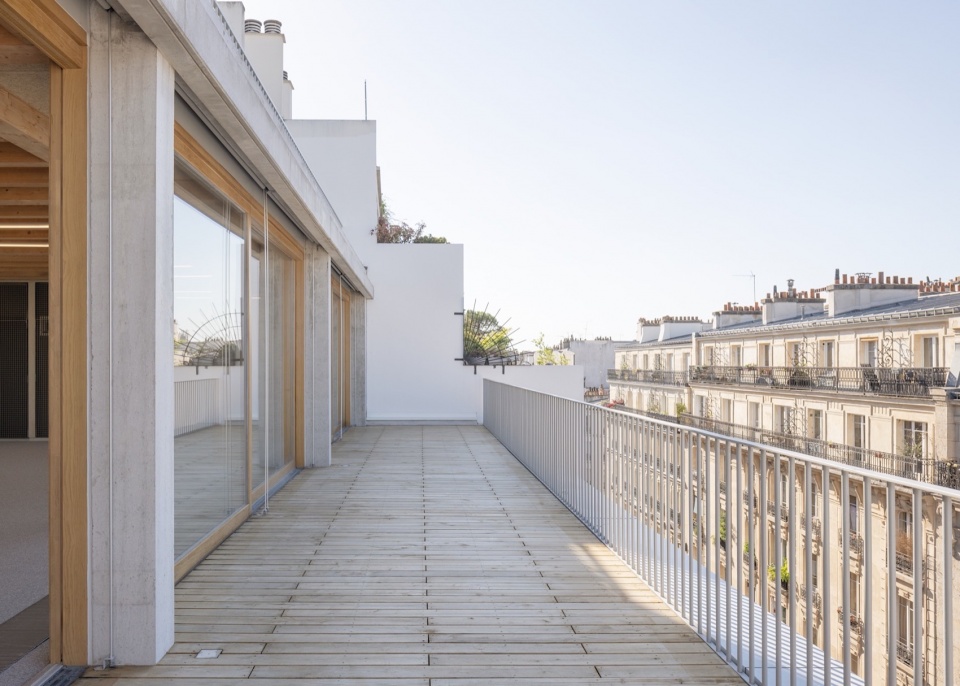 The Cloys Project by Franklin Azzi Architecture