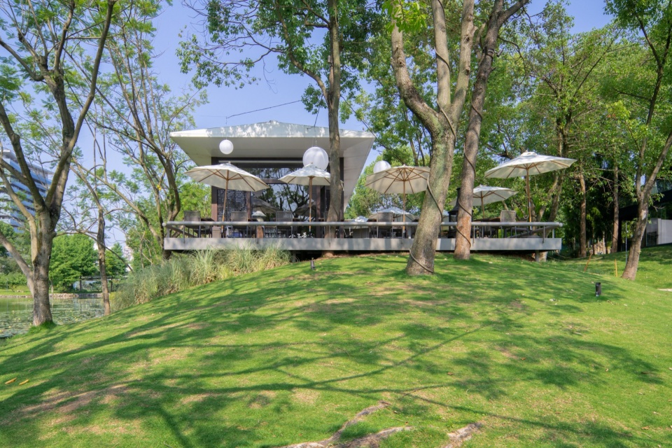 WX Building Design on CPI Island Luhu Lake by Palimpsest