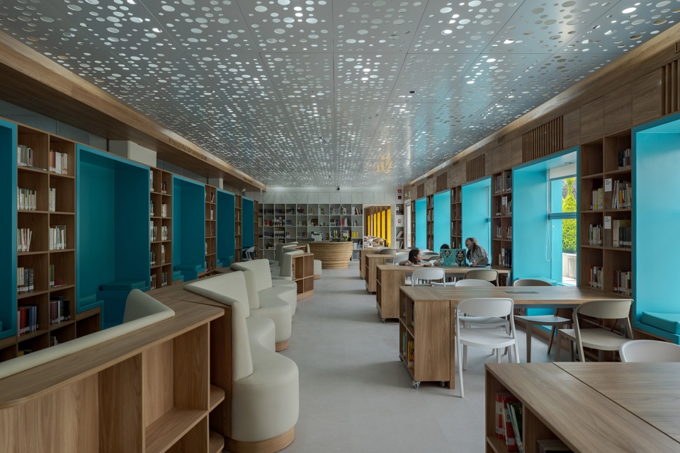 antonio raimondi college library by territorial