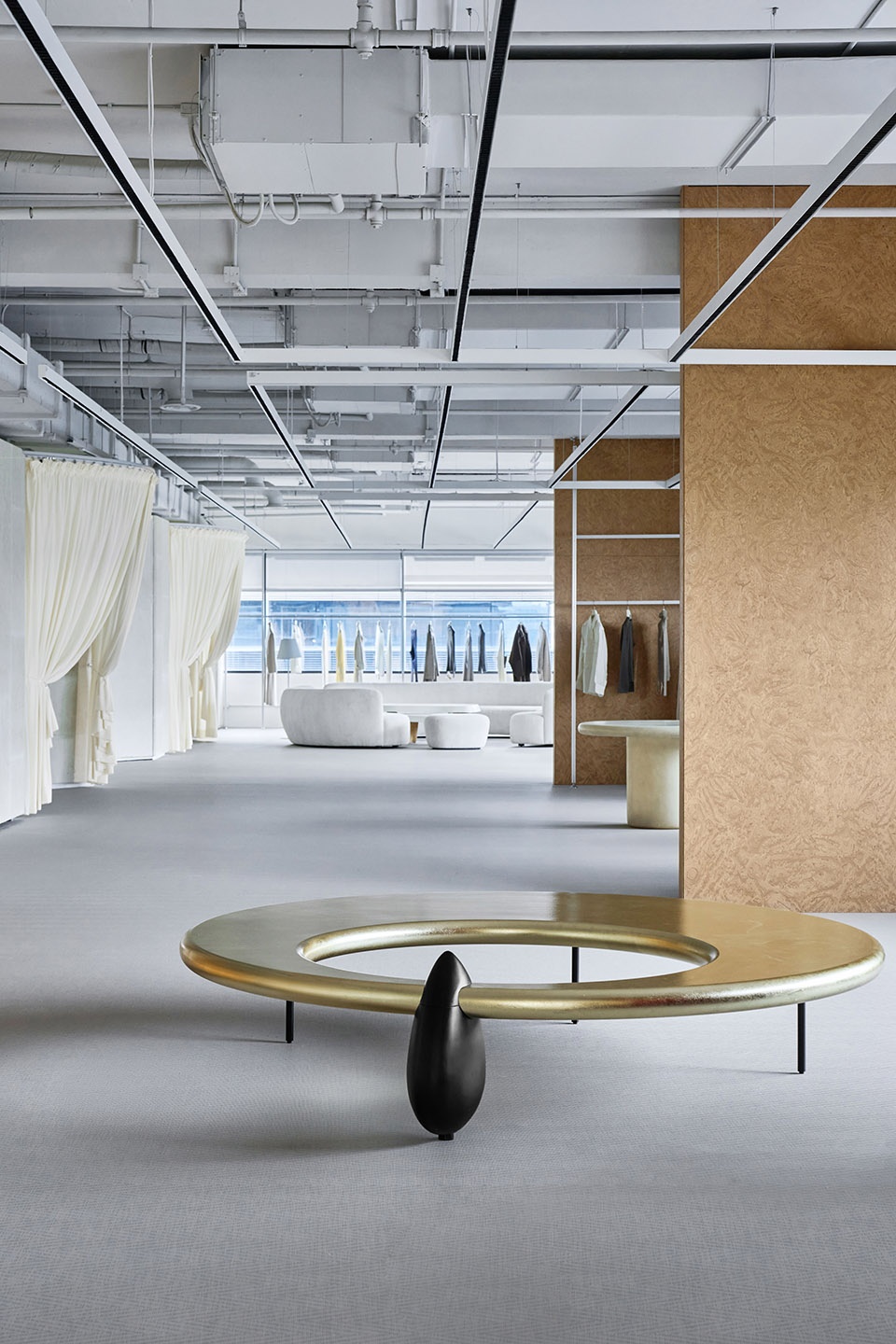 fourher fashion studio by bridge lab