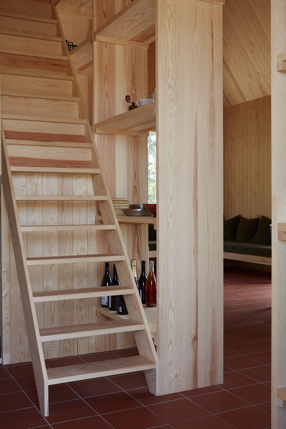 hee house by studio ellsinger