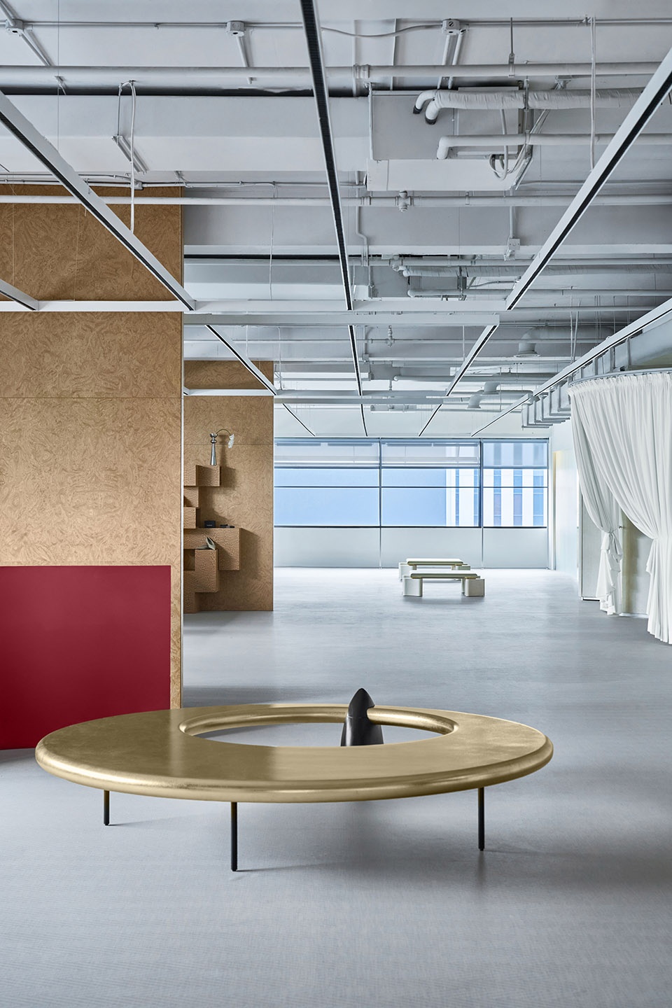 fourher fashion studio by bridge lab