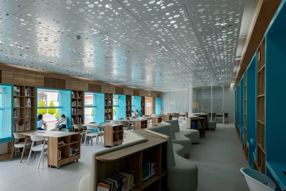 antonio raimondi college library by territorial