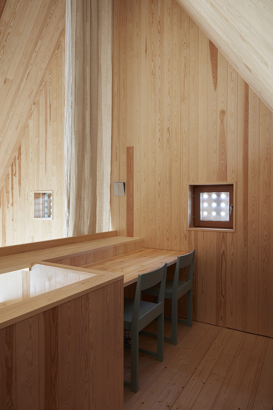 hee house by studio ellsinger