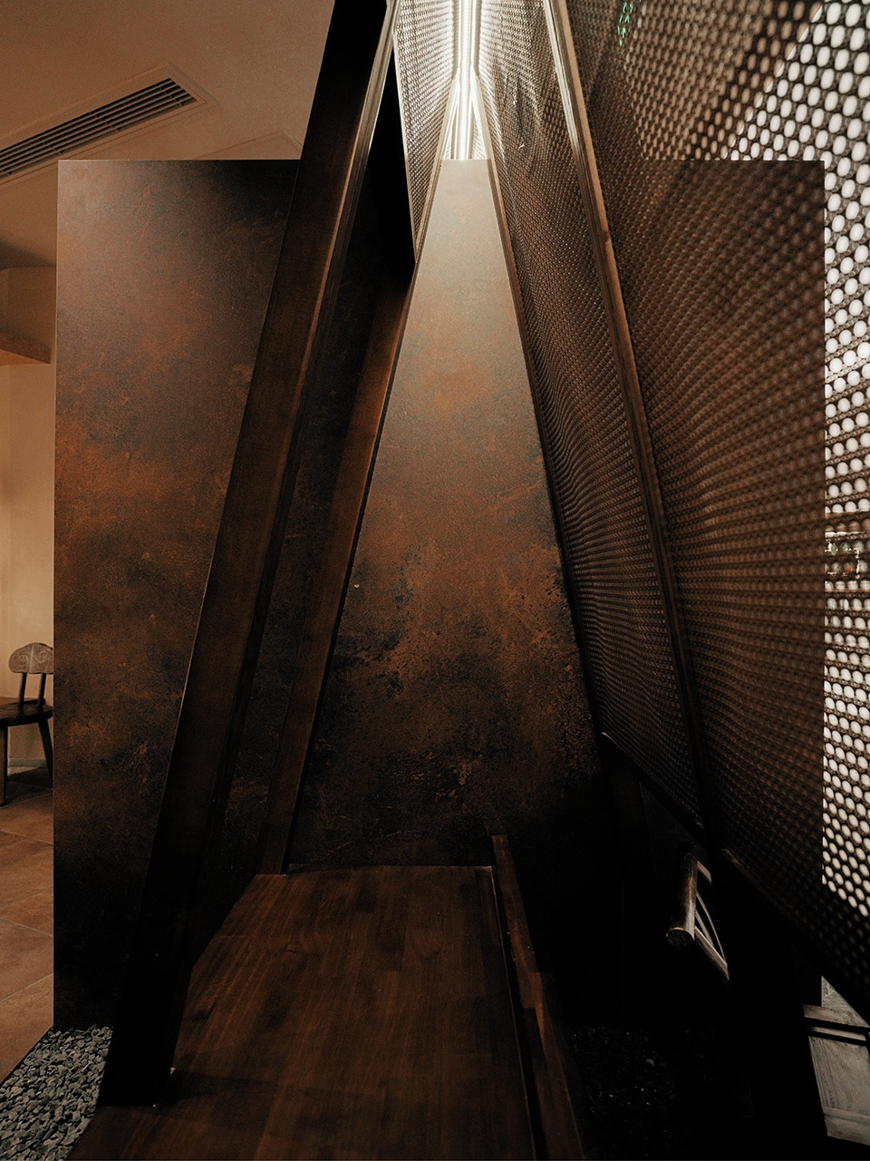 nanzhi dining space by reborn design