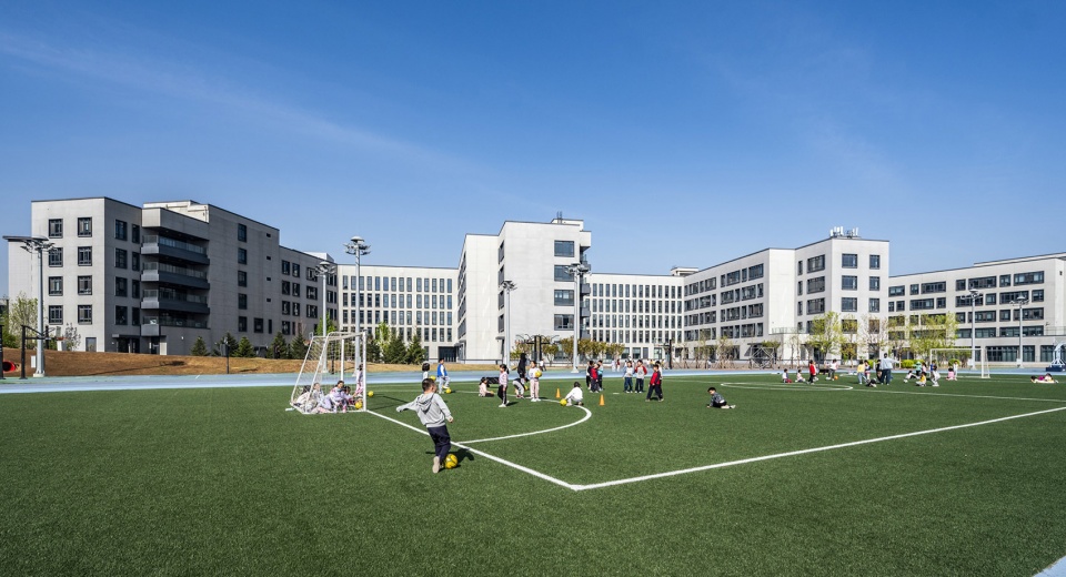 beijing navigation school by education design international inc and cadg facility asia