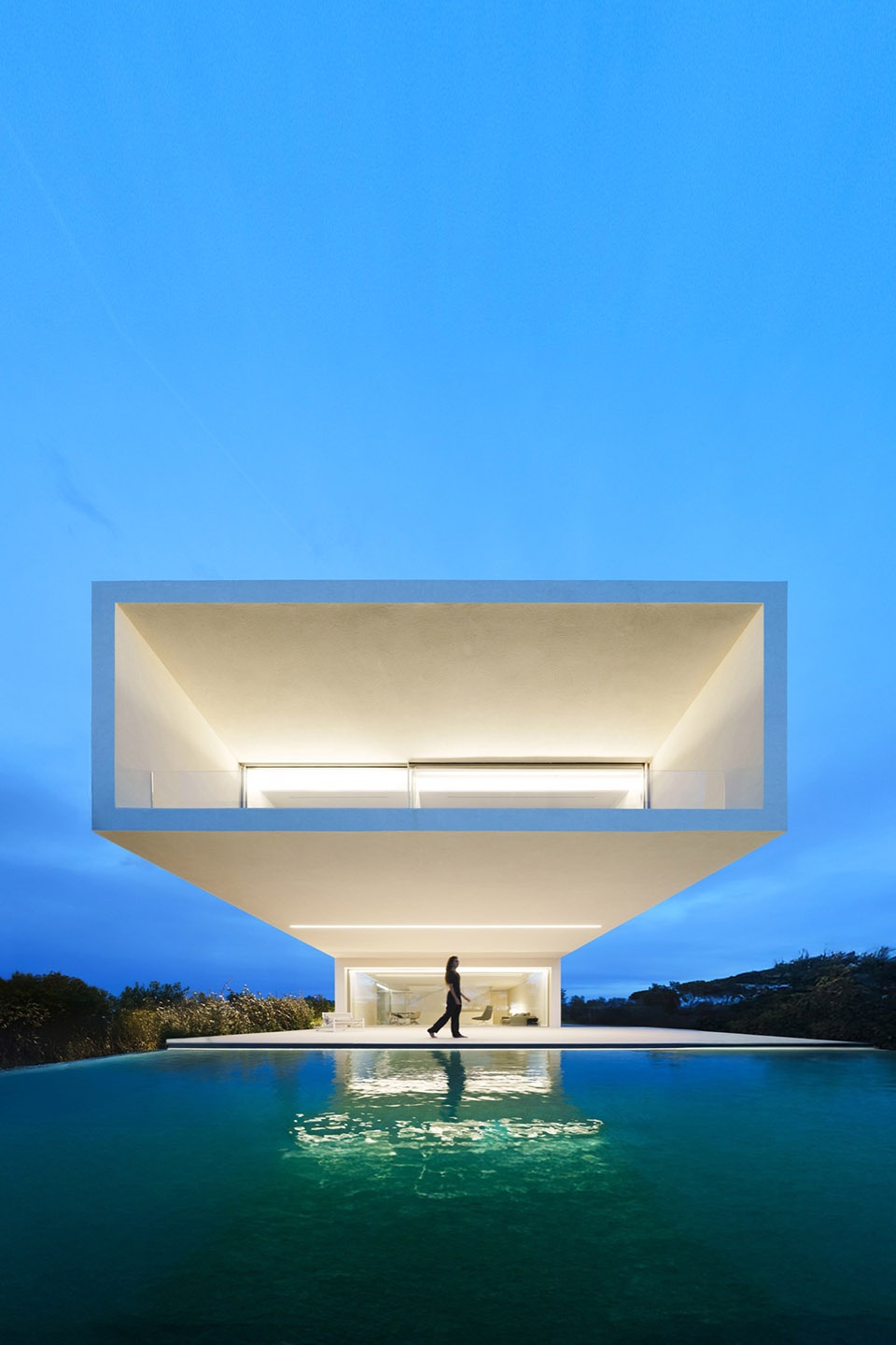 camiral house by fran silvestre arquitectos