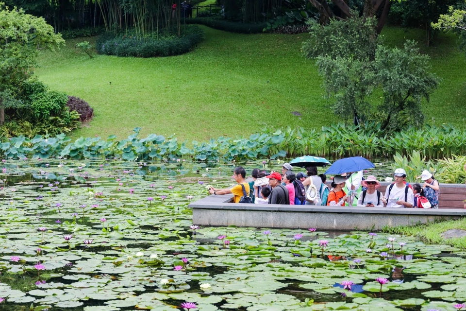 comprehensive landscape design for guangzhou yunxi botanical gardens environmental enhancement project by aecom