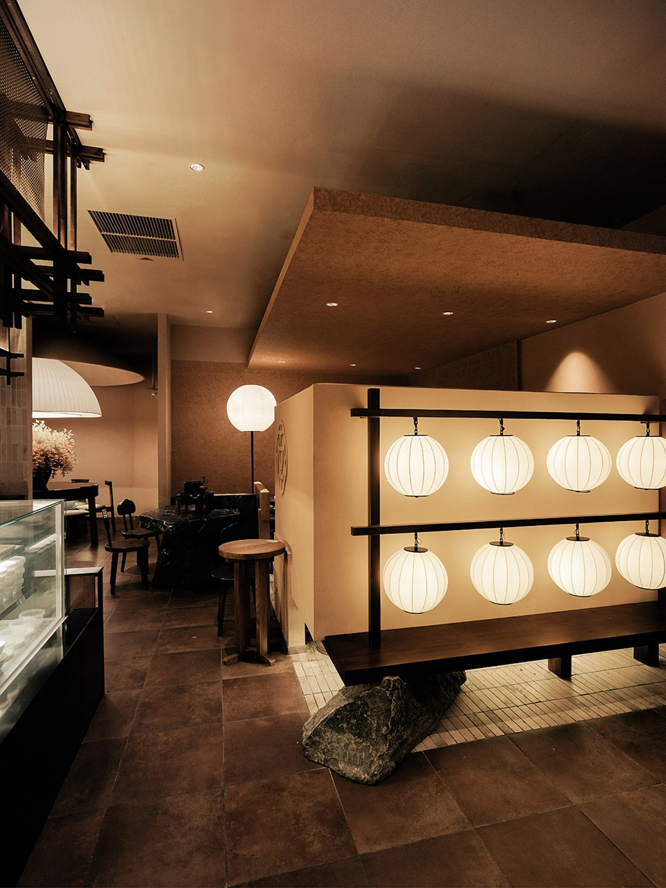 nanzhi dining space by reborn design