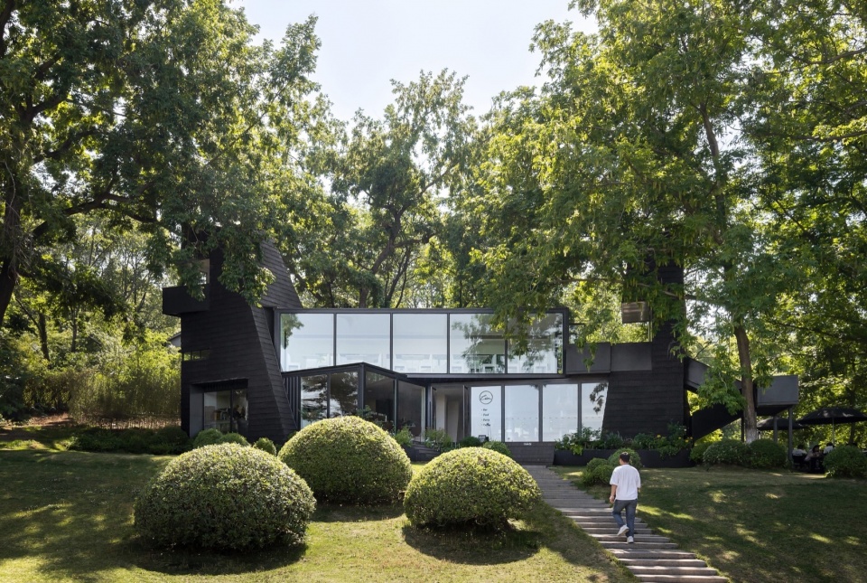 yushan park lim cafe renovation by parallec