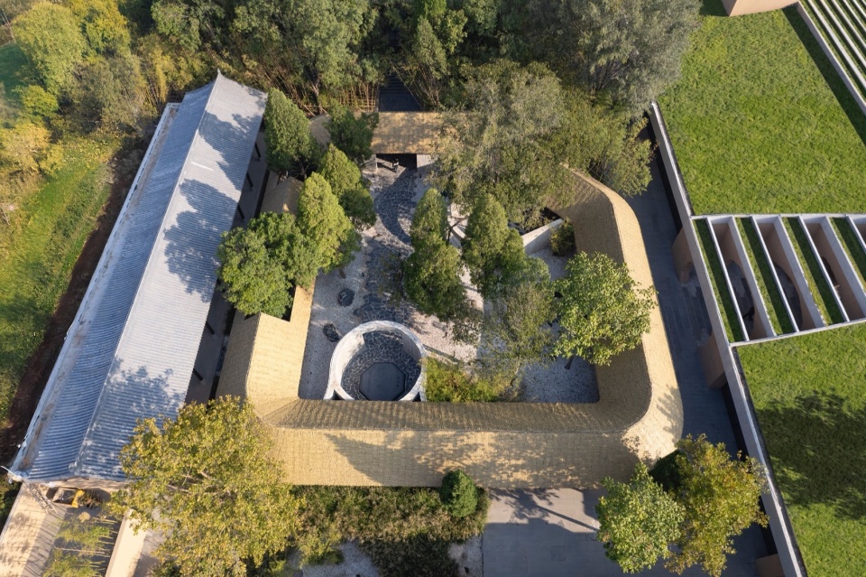 Lv Ancestral Home Revitalization of The Relic Site of Yongle Palace by URBANUS