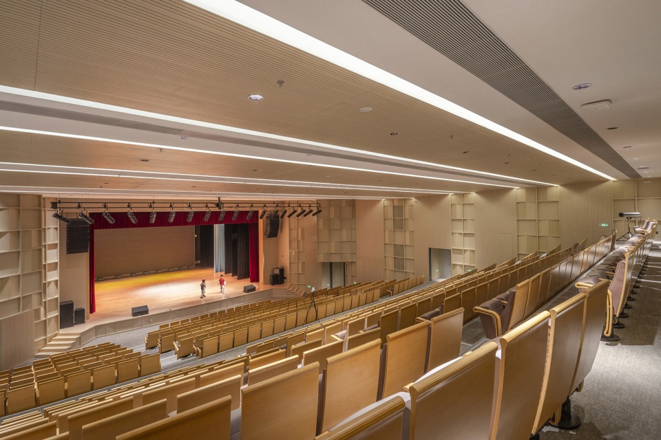 beijing navigation school by education design international inc and cadg facility asia