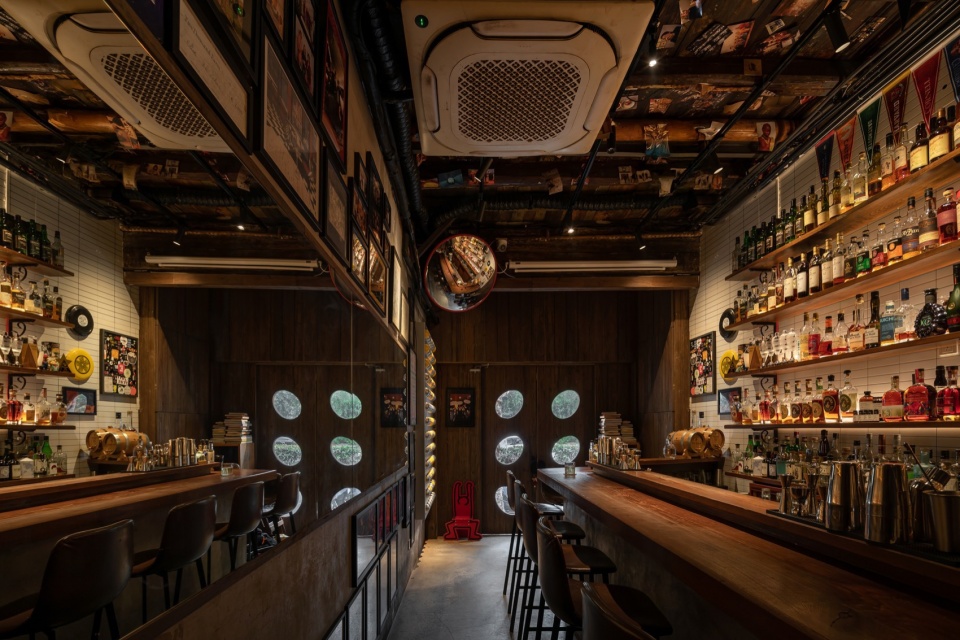 Chimney Bar by Fununit Design More