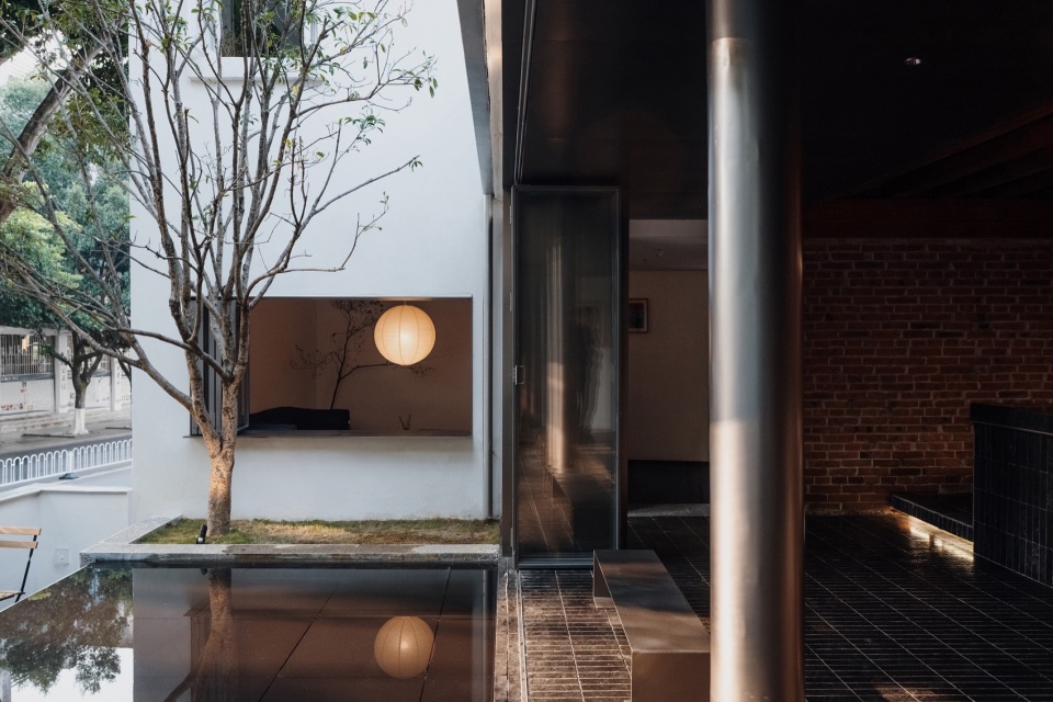 Scented Coffee Baoshan by No 10 Architects