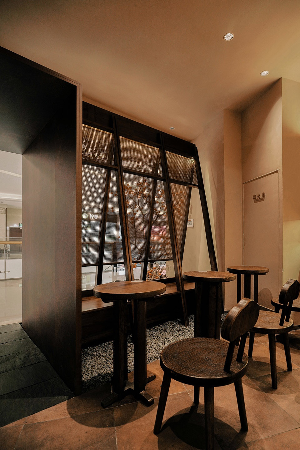 nanzhi dining space by reborn design
