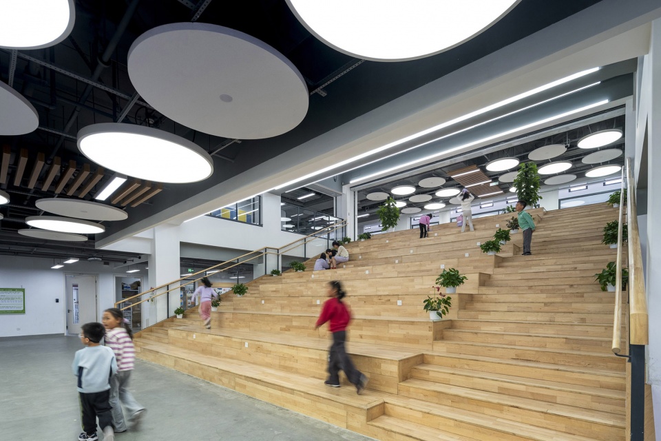 beijing navigation school by education design international inc and cadg facility asia