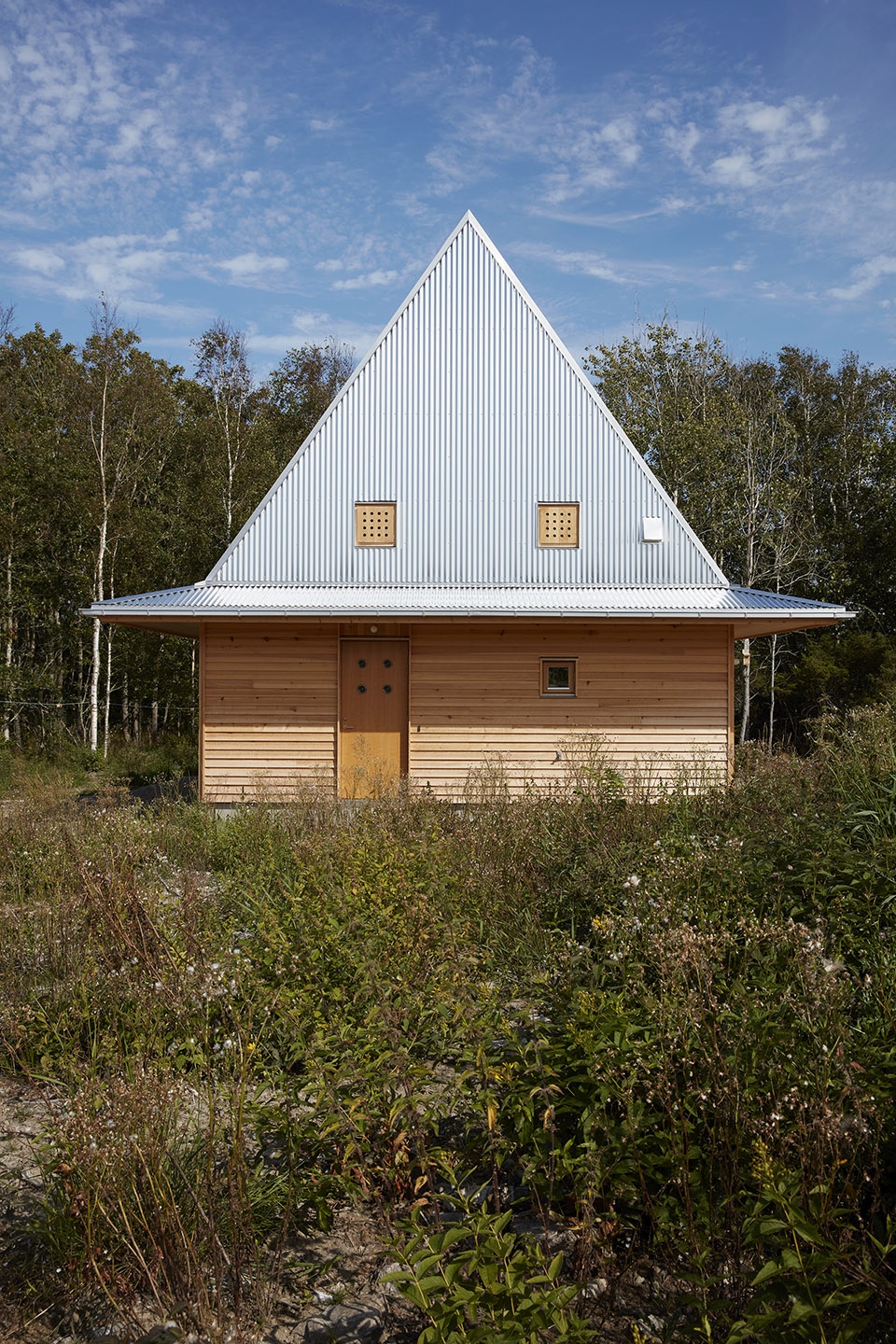 hee house by studio ellsinger