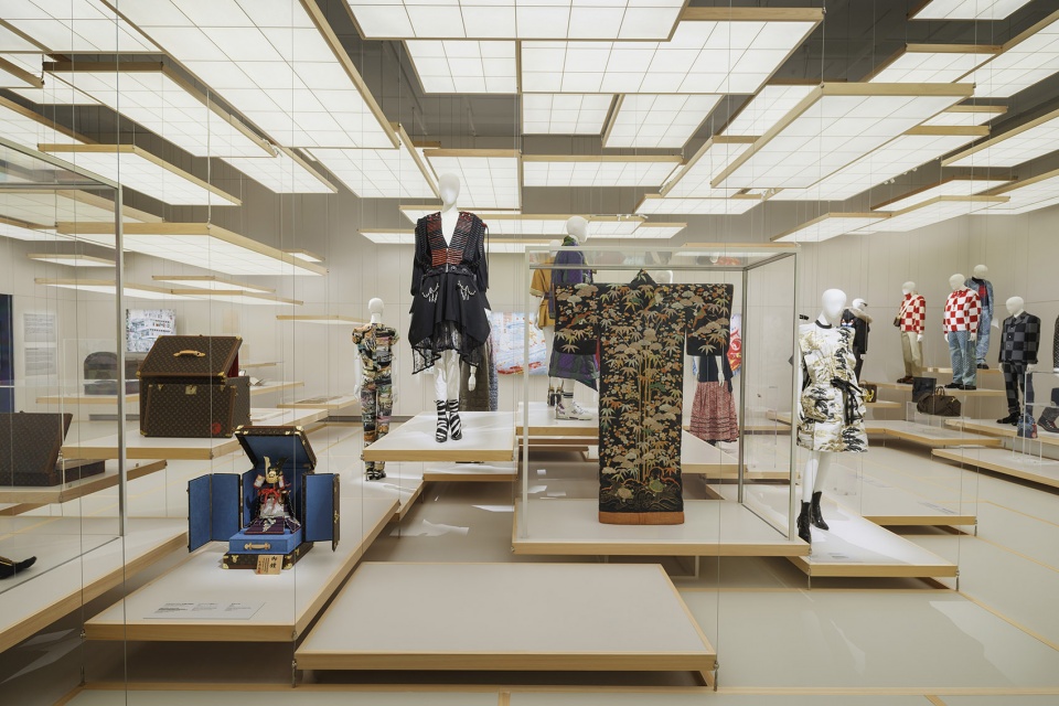 louis vuitton visionary journeys by oma