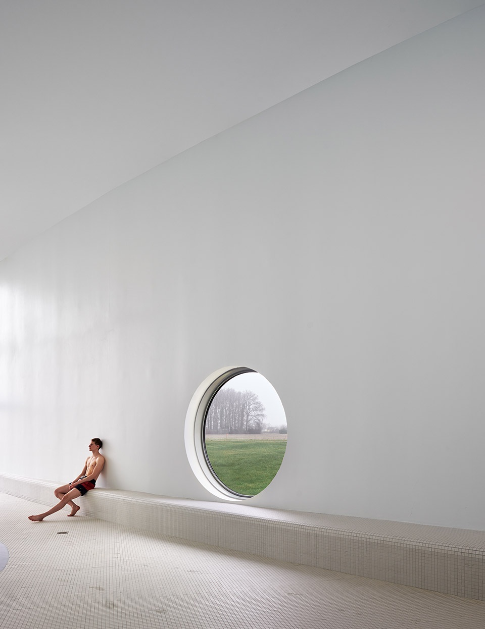 swimming pool complex in fondettes by dominique coulon associes
