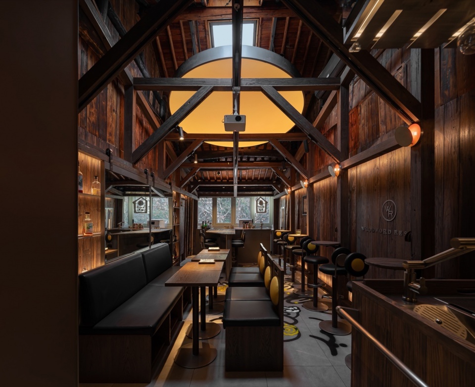 Chimney Bar by Fununit Design More