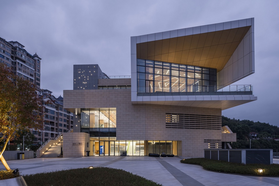 jiangxi shangyou urban art innovation center by dimu design