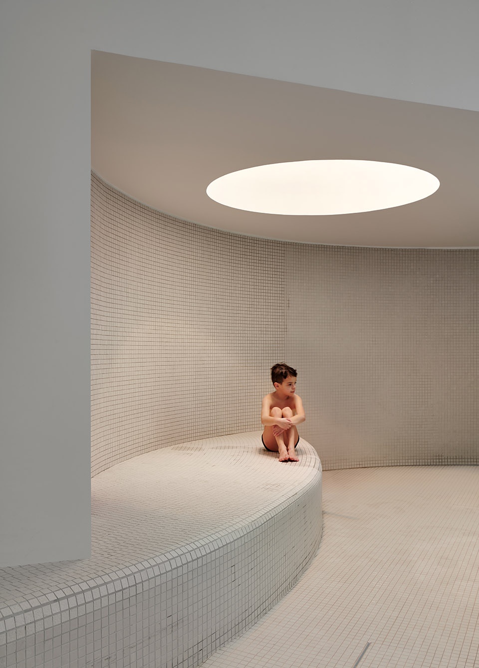 swimming pool complex in fondettes by dominique coulon associes