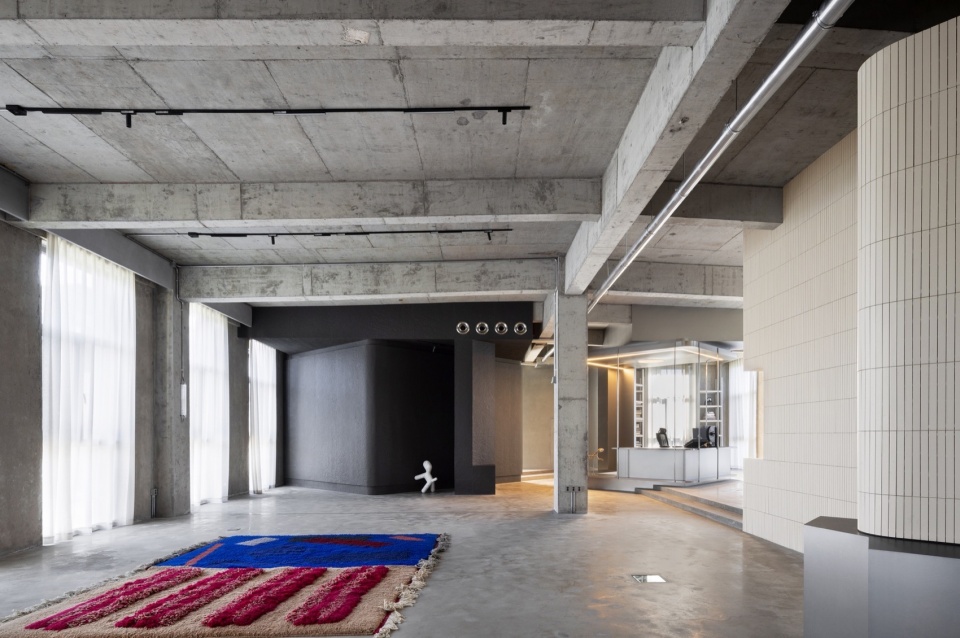 HOUSE OF DAYOU by NonApplicable X FRAME Dayou Geng
