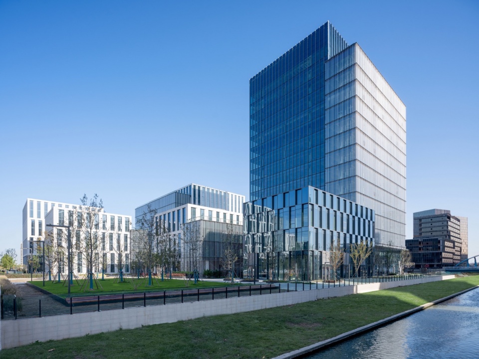 Lingang Group Nanda Digital Intelligence Oasis by Gensler