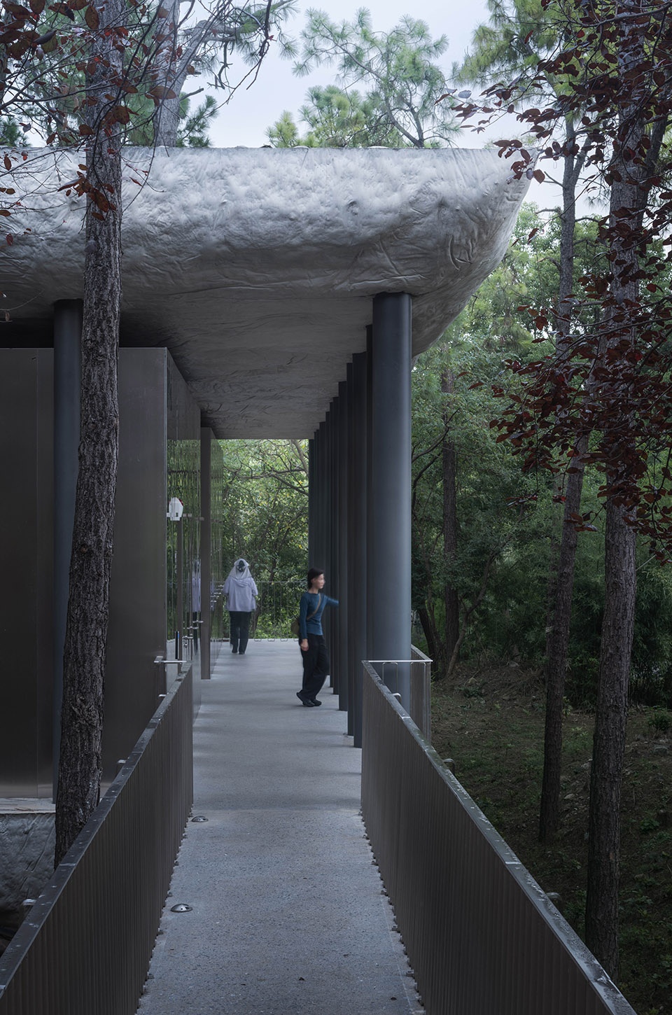 public restroom of nanjing sifang art district by wuwu atelier