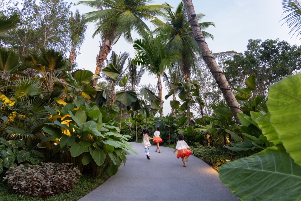 Landscape Design of Haitang River Ecological Park Phase II by LOLA Landscape Architects