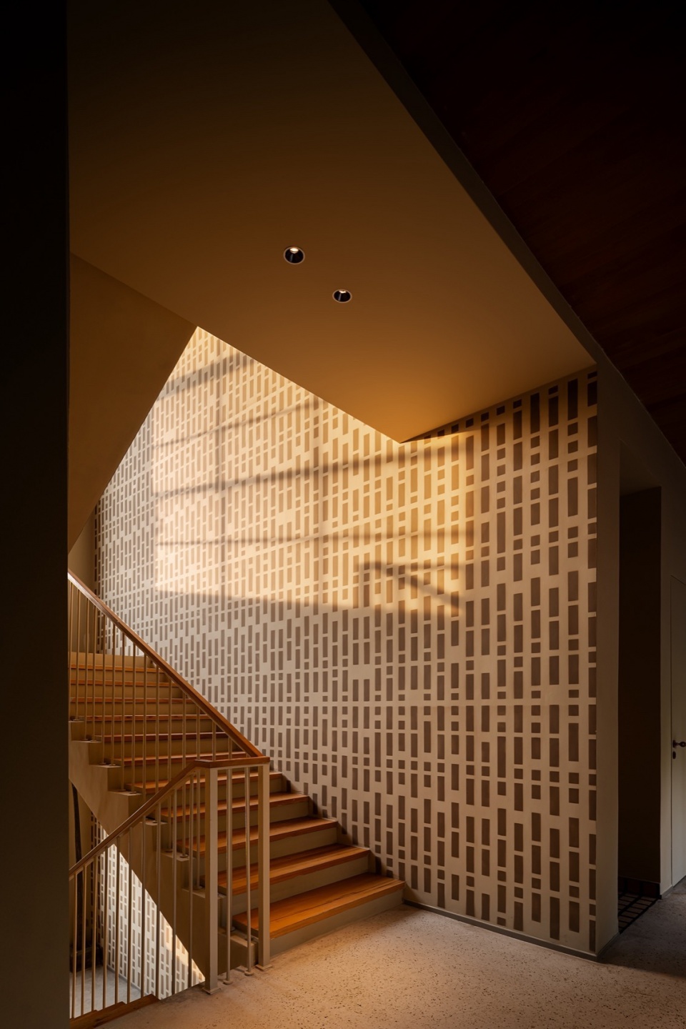 Sogno Mondo Fuxing North Road Store by SAN SHAN DESIGN