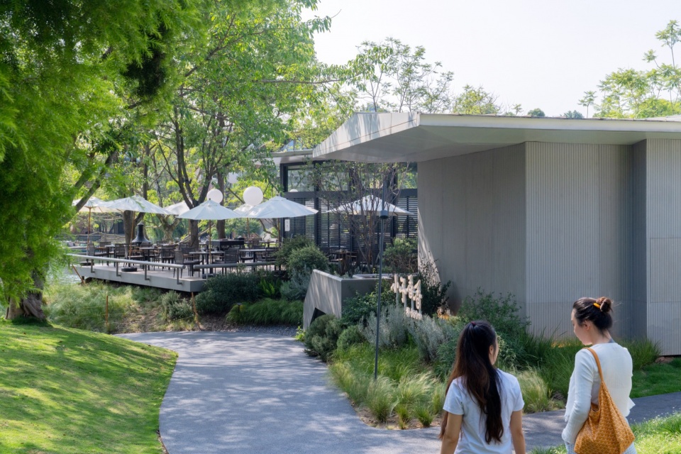 WX Building Design on CPI Island Luhu Lake by Palimpsest