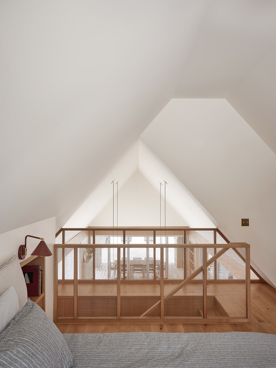house on the pond by atelier echelle