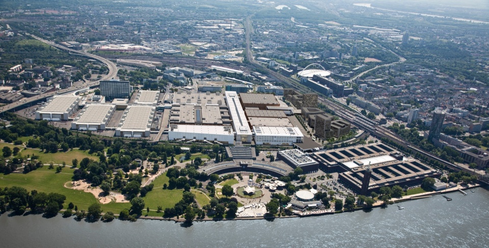 Confex Koelnmesse Cologne Trade Fair by JSWD Architekten