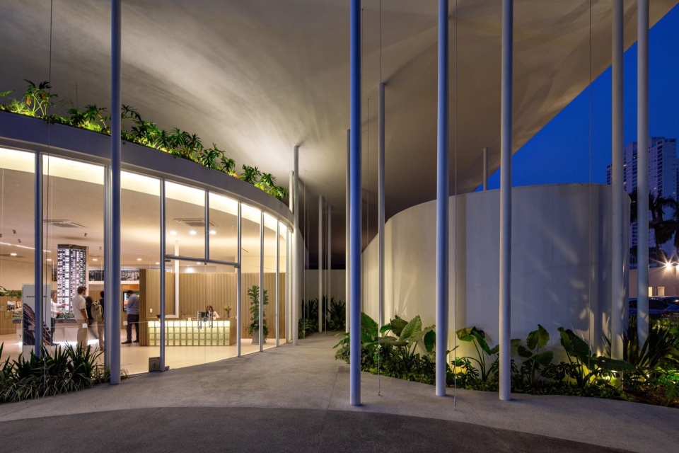 TESS PAVILION by Leonardo Zanatta